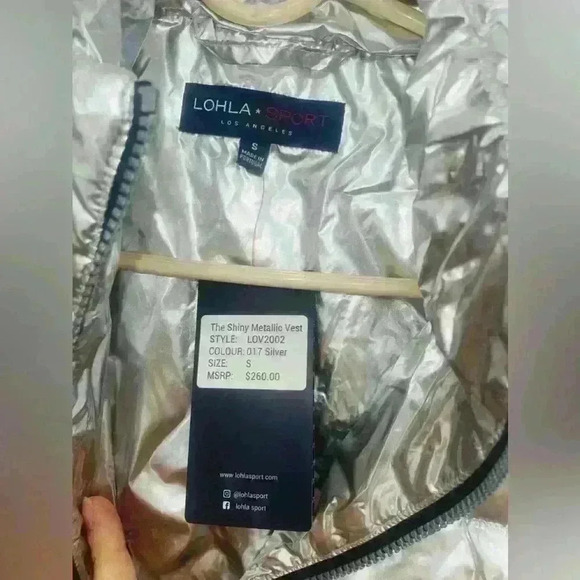 NWT LOHLA SPORT THE SHINY METALLIC SILVER VEST - Picture 7 of 11